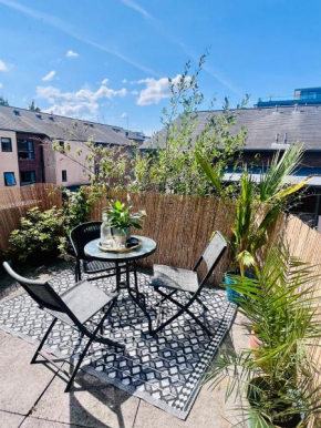 Ropewalks City Centre Apartment with Roof Terrace